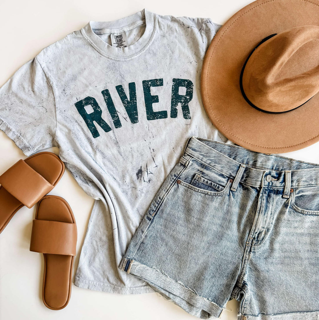 River graphic t-shirt on Comfort Colors with distressed vintage print – perfect for lake days and outdoor adventures