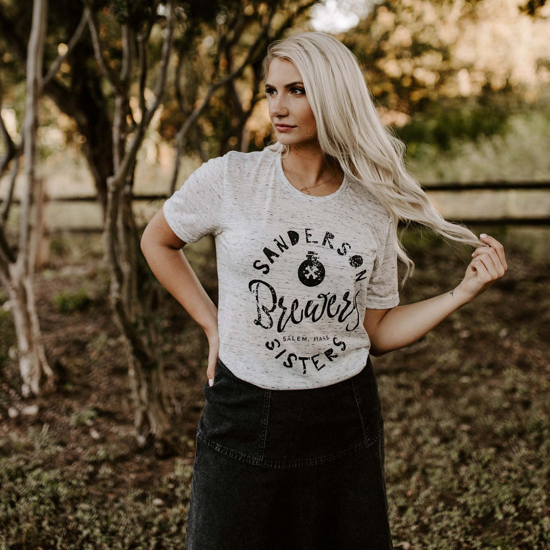 Sanderson Sisters Brewery (white marble), Halloween Graphic Shirt – Funny Coffee Mug