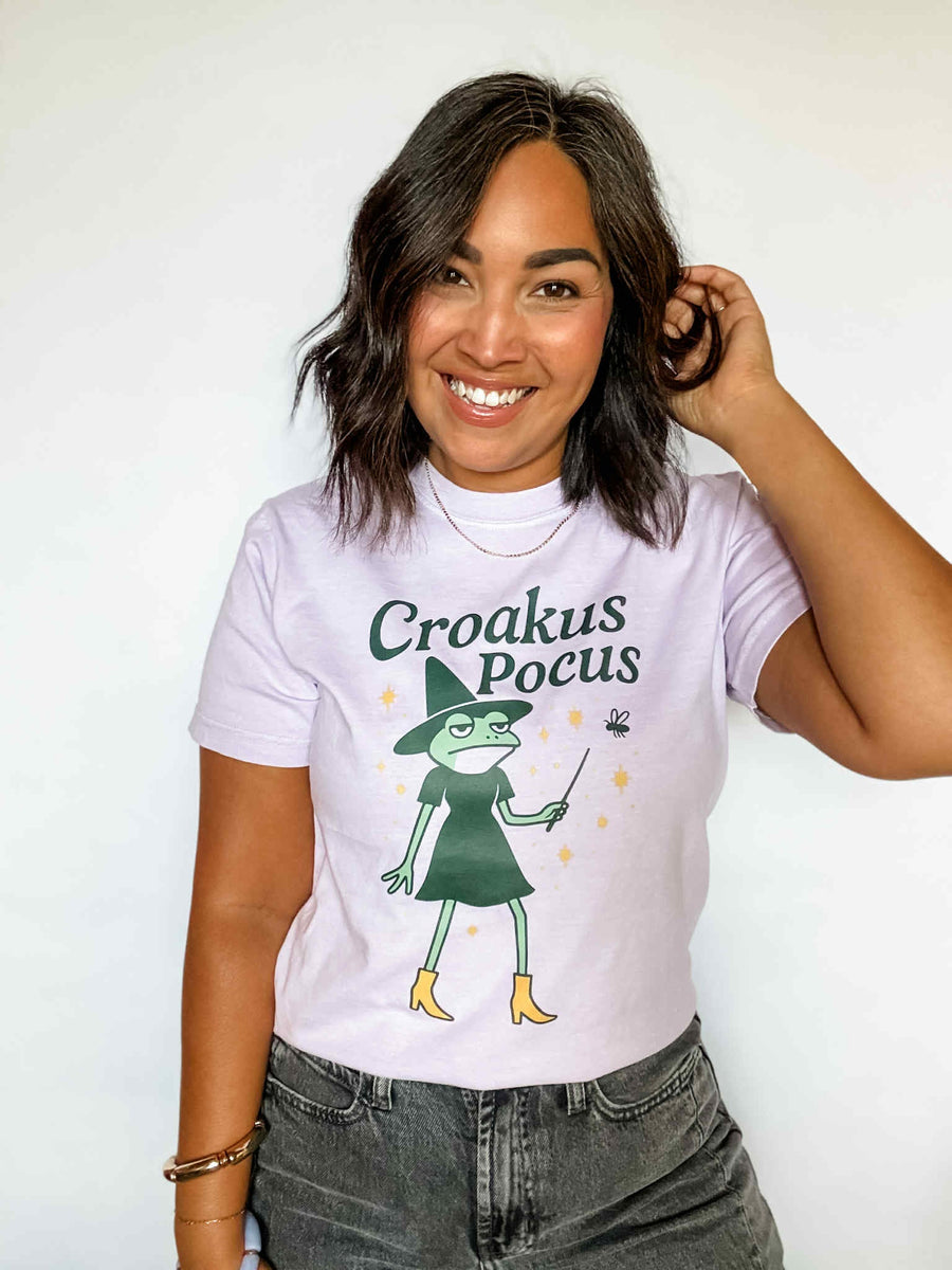 Graphic tee that says 'Croakus Pocus' with frogs in costume – funny Halloween shirt