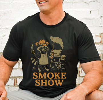 Black t-shirt that says 'Smoke Show' – funny Father's Day gift for dads