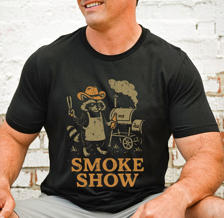 Black t-shirt that says 'Smoke Show' – funny Father's Day gift for dads